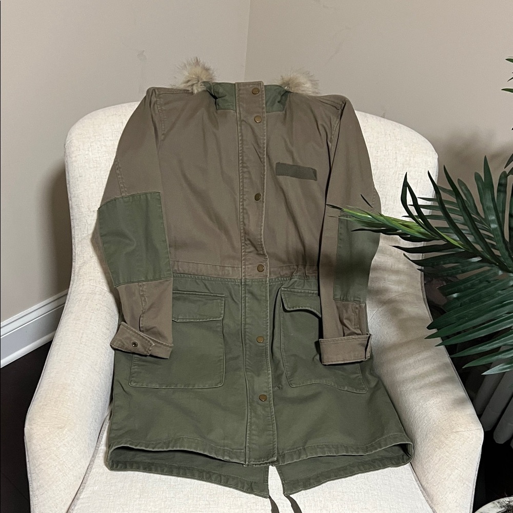NWT GAP Two-Tone Utility Jacket - Olive and Khaki